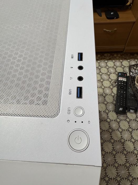 Геймърски компютър Ryzen 7 5800x RTX 4060