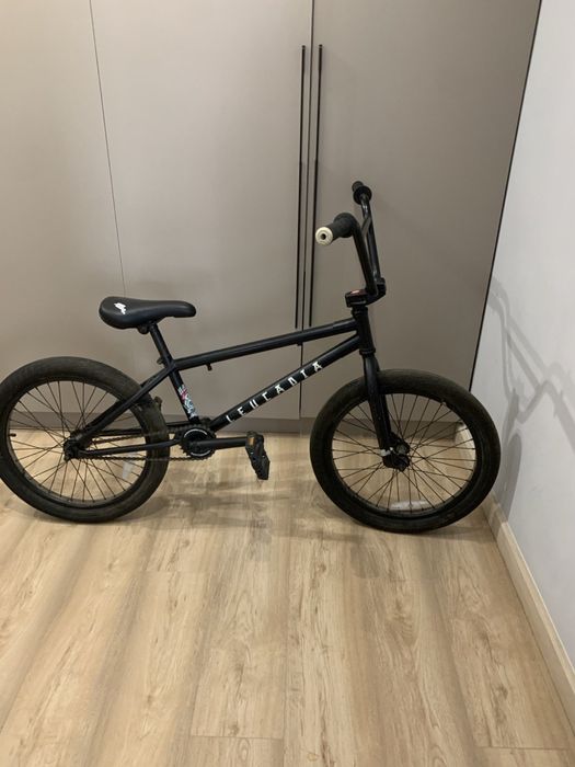 Продам трюковой велосипед