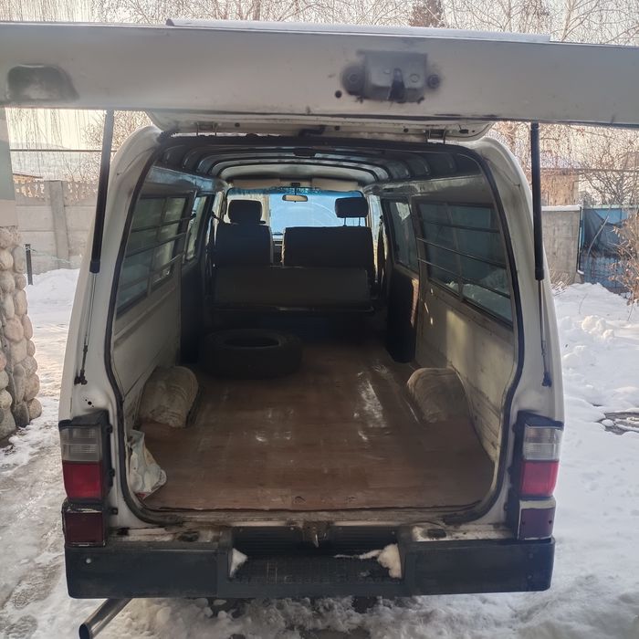 Продается Мазда бонго на ходу