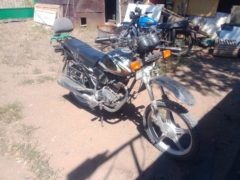 Мотоцикл Yaqi 200cc