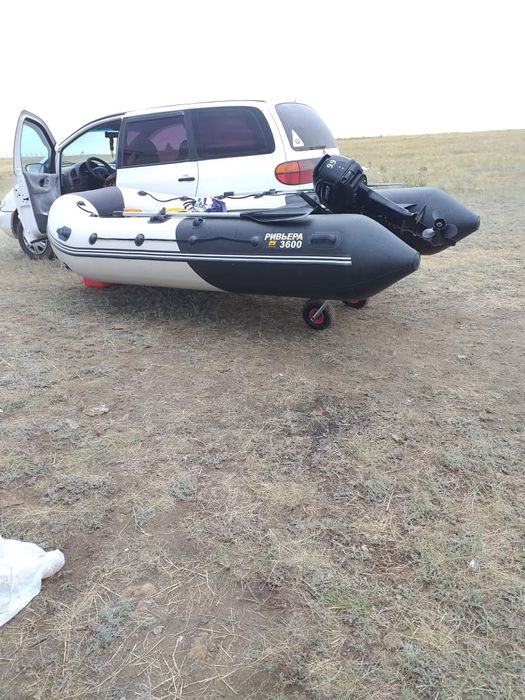 Лодка моторная Ривьера 3600СК