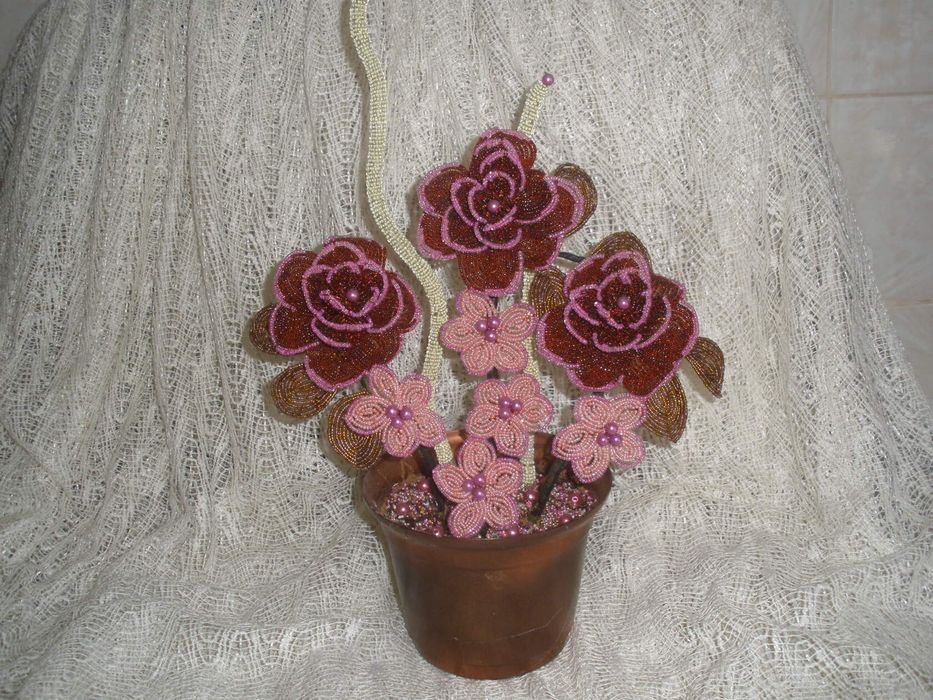 продам цветы из бисера