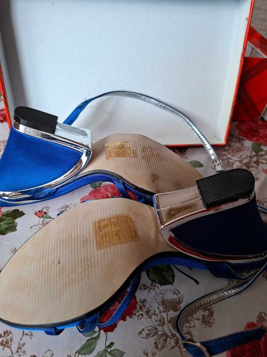 Sandale noi de damă