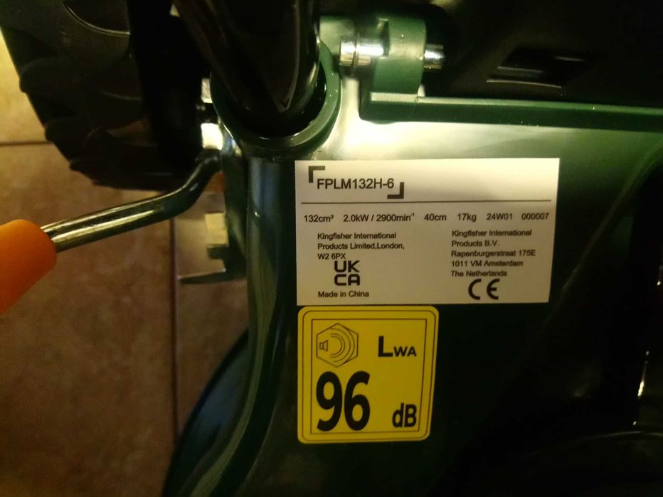 Masina tuns gazon/iarba pe benzina latime taiere 40 cm NOUA