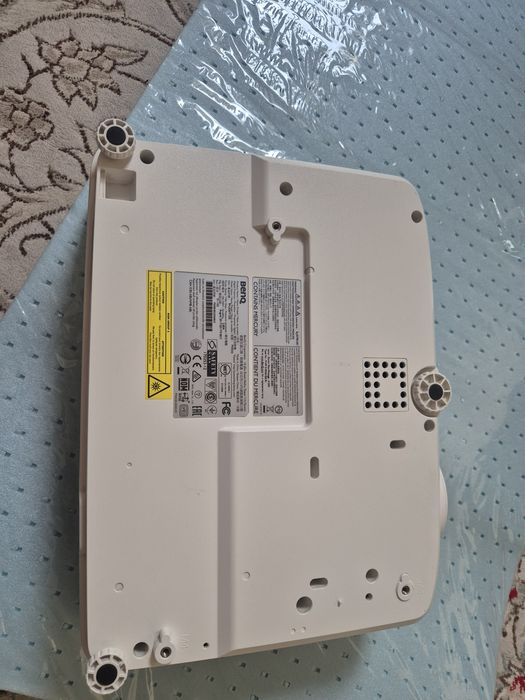 Проектор Beng в идеальном состояние