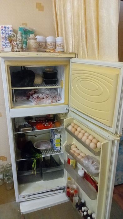Продается холодильник