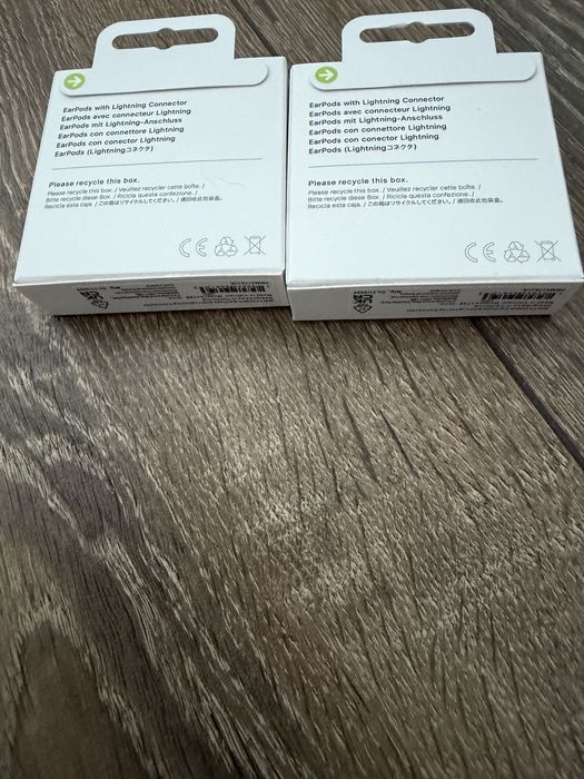 Casti iphone cu fir