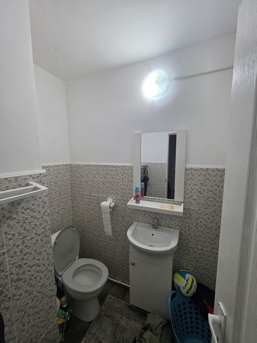 Vand apartament 3 camere decomandat