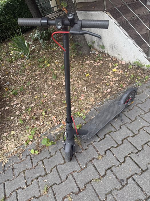 Xiaomi Mi Electric Scooter Pro 2 (Impecabila).