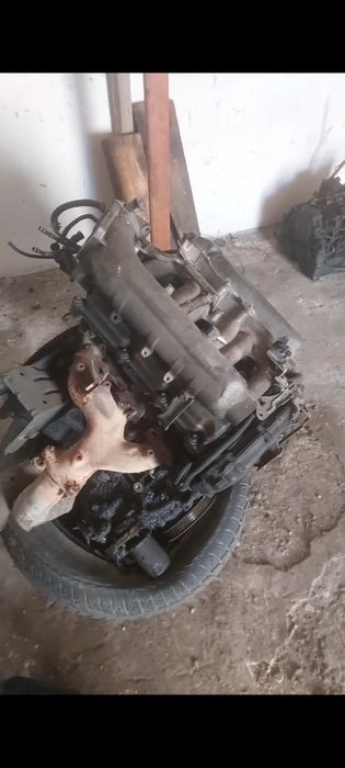 Двигатель Nissan cefiro a32  2л.