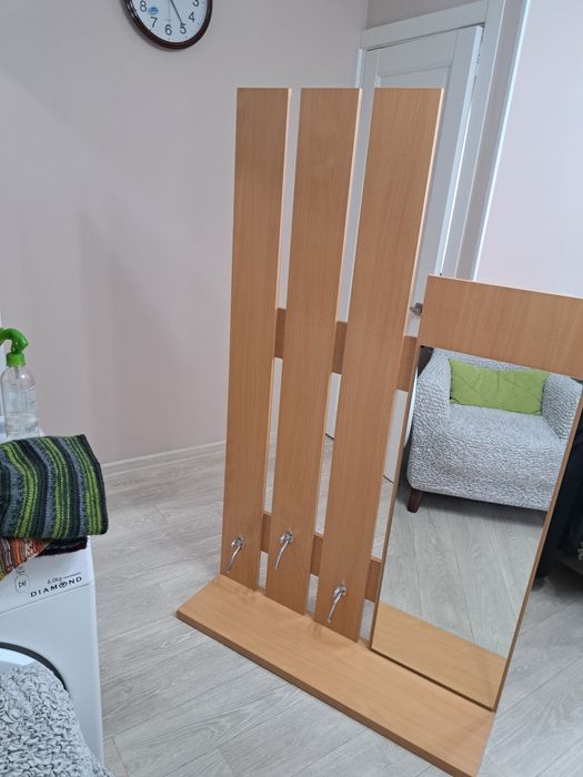 Продам прохожую в коридор