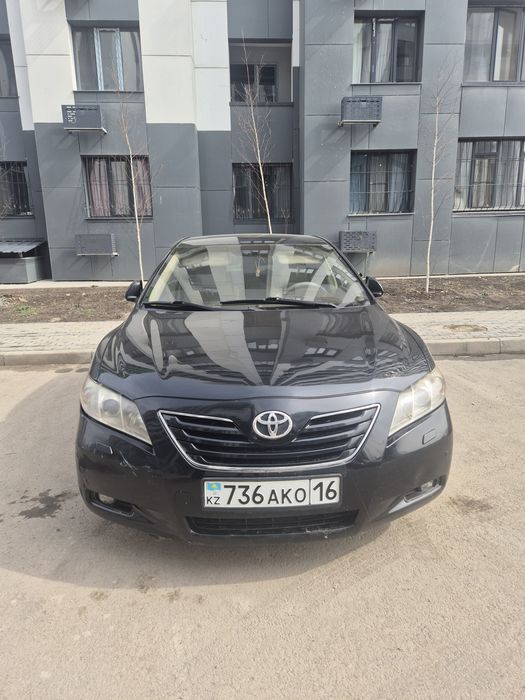 Тайота камри 40 . Срочно