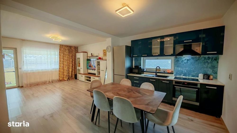 Casa 4 camere, cartier Izvor, oras Brasov