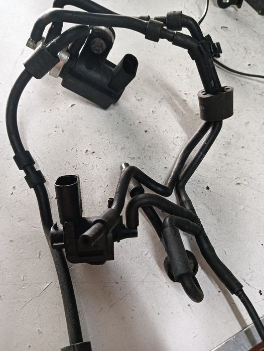 Electrovalva Volkswagen Golf Plus (5M1, 521) [ 2004 - 2013 ] 72290345
