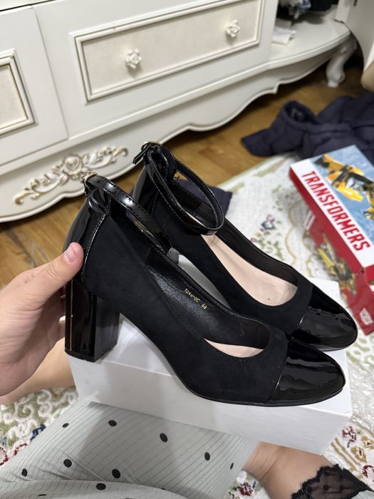 Туфли 5000 тг люксы