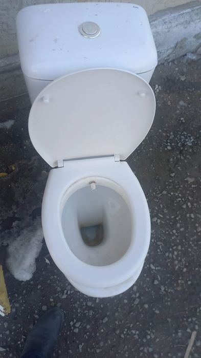 Унитаз туалет бу