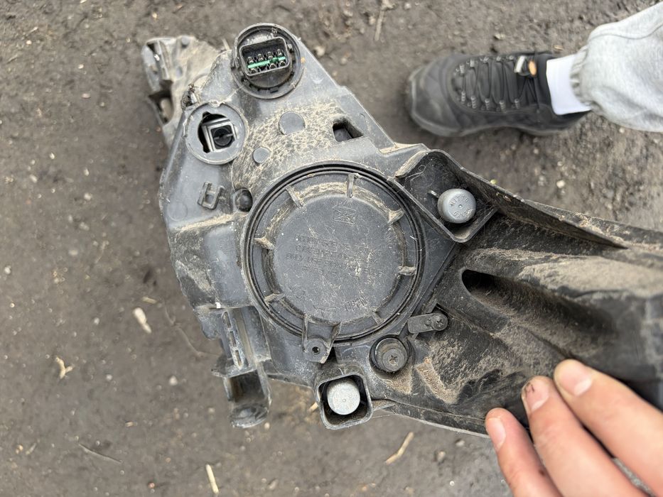 Фара правая хендай акцент