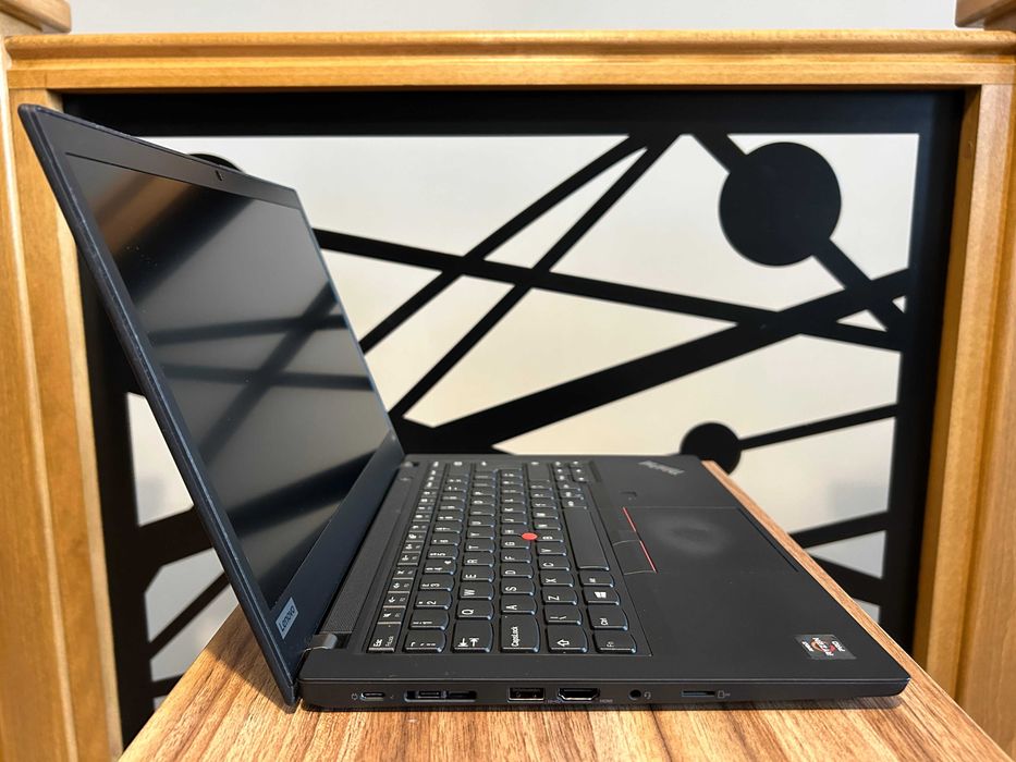 Lenovo ThinkPad T495 / Ryzen 5 3500U / 8GB RAM / 256GB NVMe SSD / FHD IPS / TPM 2.0 / Windows 11 Pro