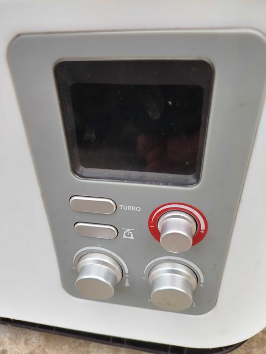 Кухненски робот - за ремонт.