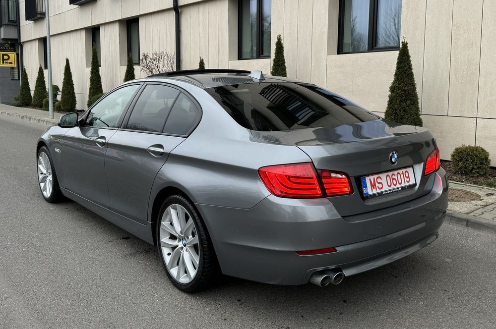 BMW Seria 5 F10 530d 258 CP