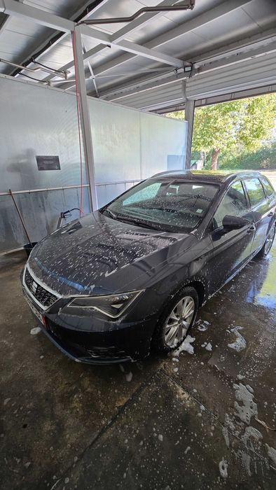 Продавам Seat Leon ST (комби), началото на 2020 г., с икономичния 1.6 TDI дизелов двигател – 110 к.с.