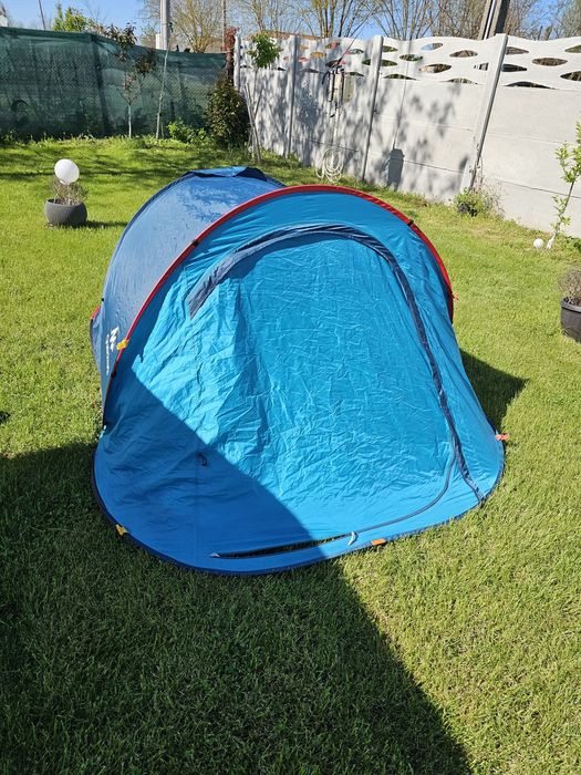 Cort Quechua  2 SECONDS pentru 2 persoane