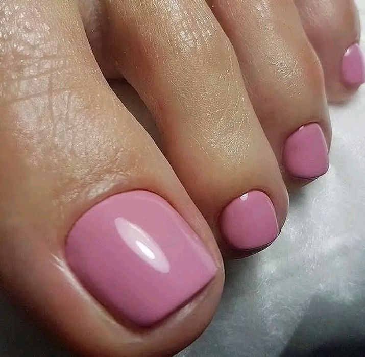 Pedichiura estetică