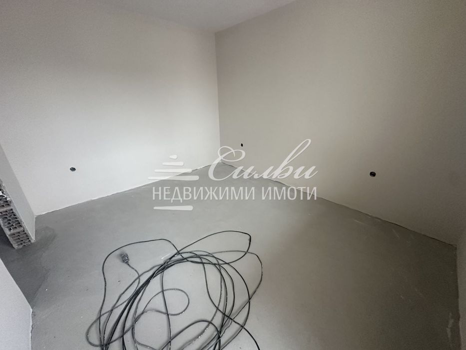 Продава се Тристаен апартамент в Търговище, Вароша - 94 кв.м за 616 €/кв.м - Снимка #3