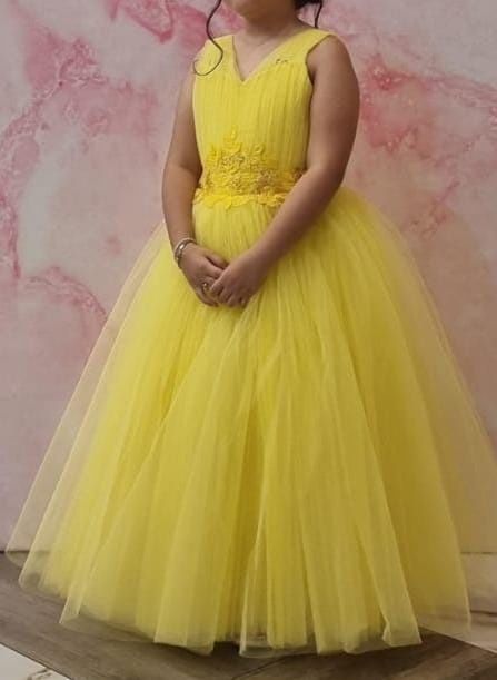 Продам бальное платье для девочки