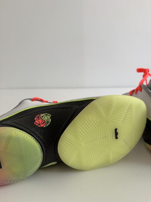 Nike Lebron marimea 42 si 42,5 noi, originali