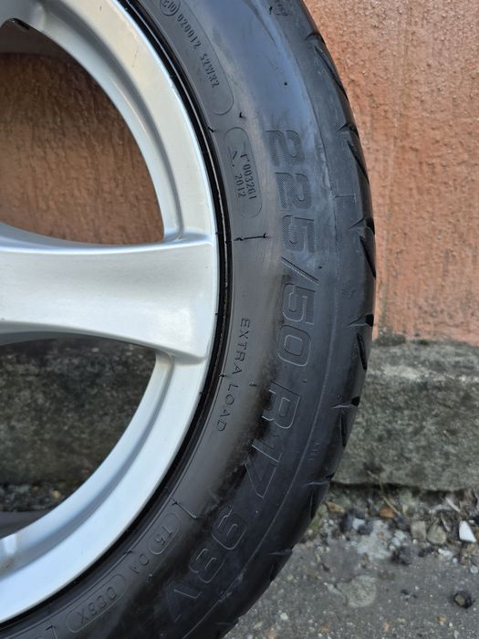 Vând set anvelope cu jante Tigar 225/50 R17