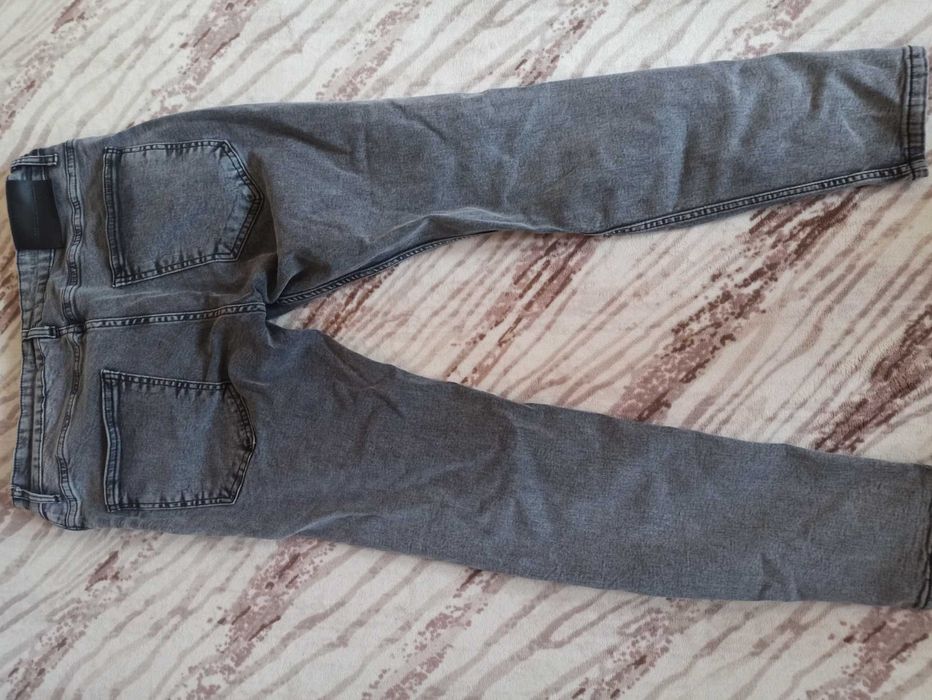 Мъжки дънки сиви