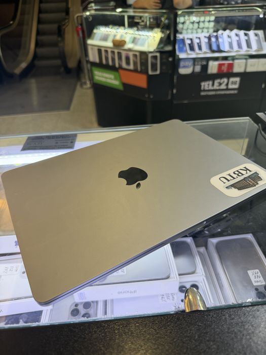 MacBook Air 13 M2 8/256 89%