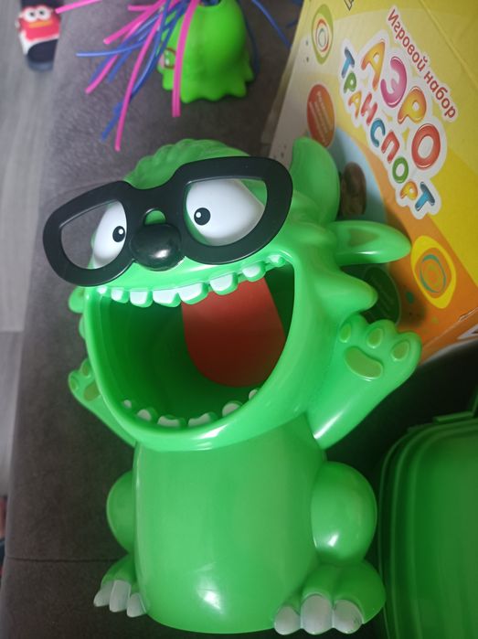 Продам пакет игрушек