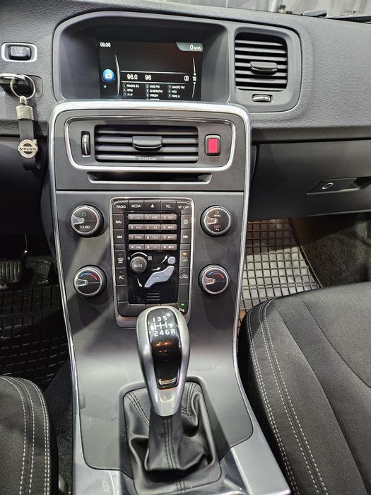 Volvo S60 D3 2.0d 150 cai 2017
