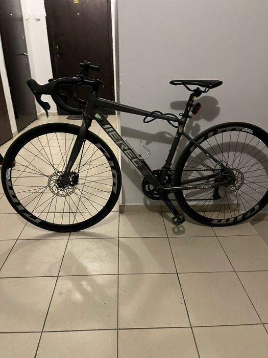 Велосипед шоссейный