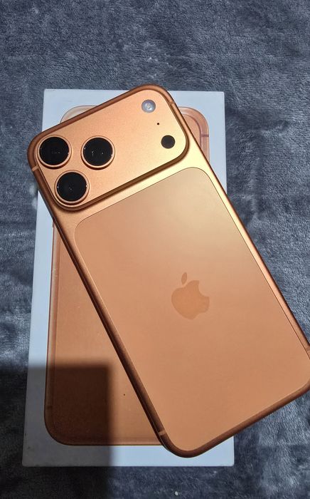 IPhone 17 pro max 1Tb {{Алматы}}
