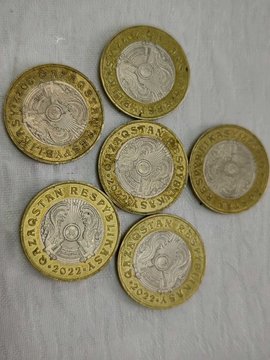 Нумизматы - Продаю 100, 200 тң