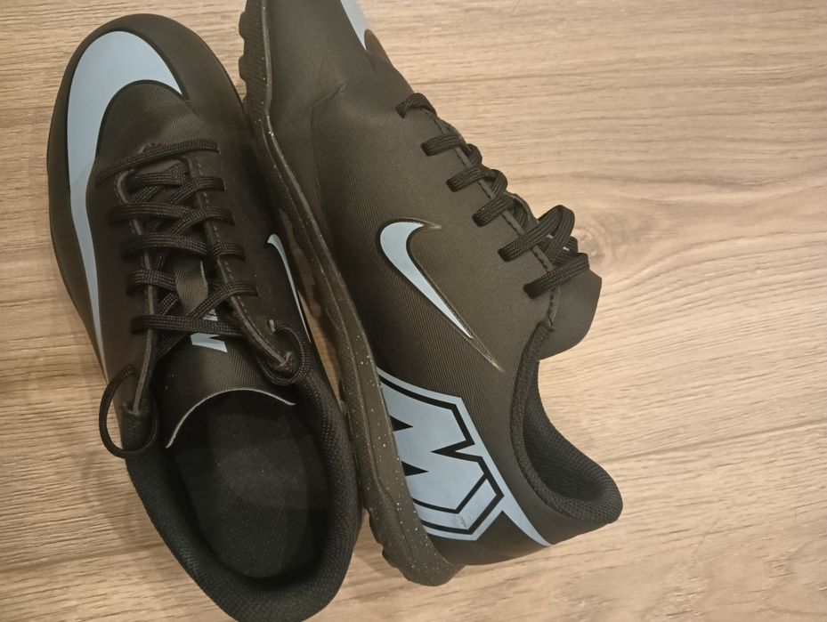 Ghete de fotbal Nike mercurial teren sintetic