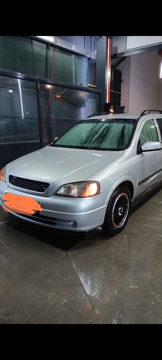 Vând Opel Astra G mașină întreagă,motor defect