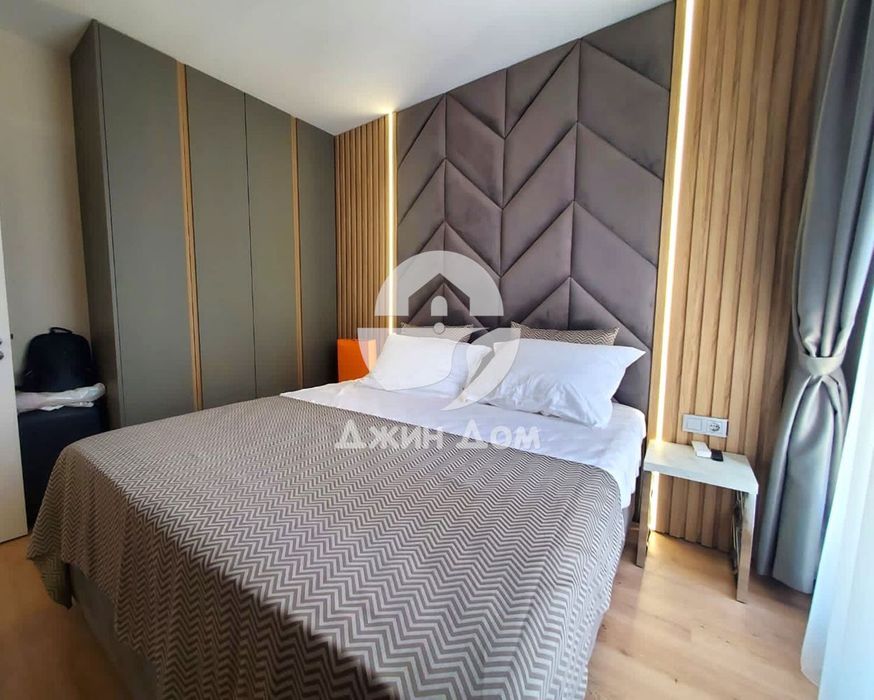 Продава се Двустаен апартамент в к.к. Слънчев бряг - 56 кв.м за 1965 €/кв.м - Снимка #5