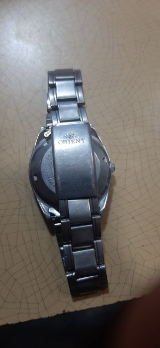 Тип батереи:механика с автоподзаводом состояние хорошее не открывалась