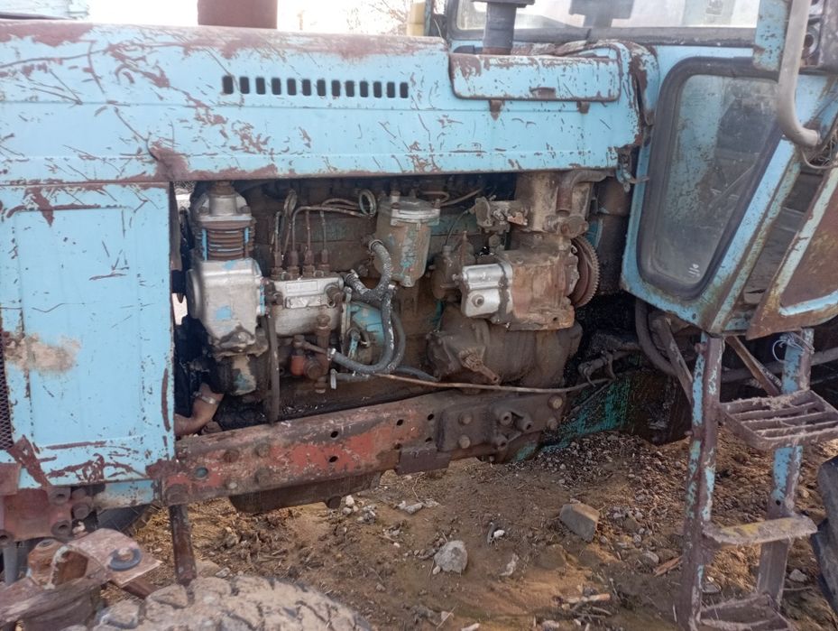 МТЗ 80 кең кабина