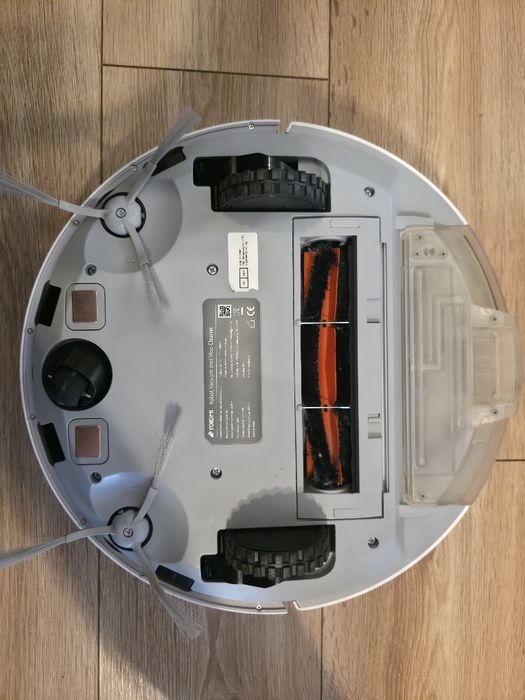 Robot aspirator Roidmi Eve Plus cu stație de auto-golire – mop nefuncțional