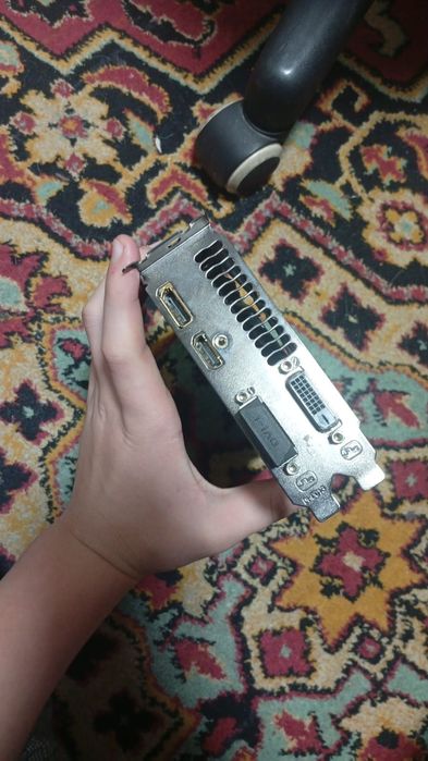 Продаю GTX950 на 2 Гб есть обмен