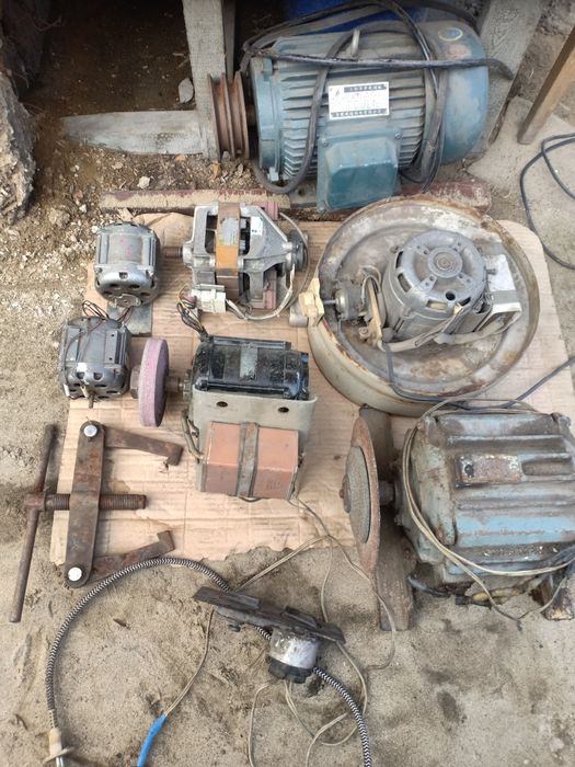 Продам велозапчасти.