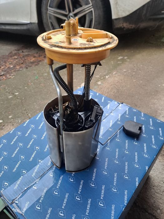 Горивна помпа за резервоар VW Passat B6 BMR