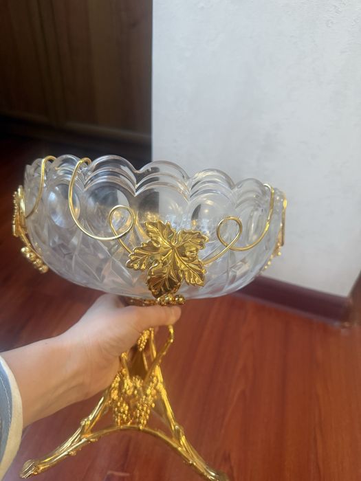 Продам фруктовницу