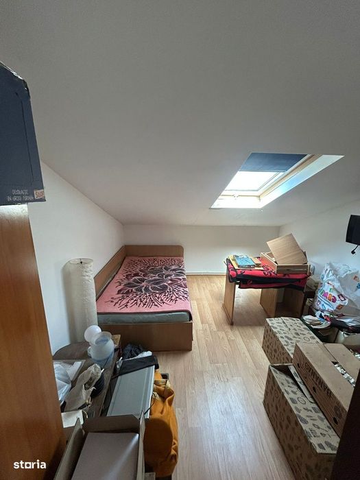 Vand casa si teren