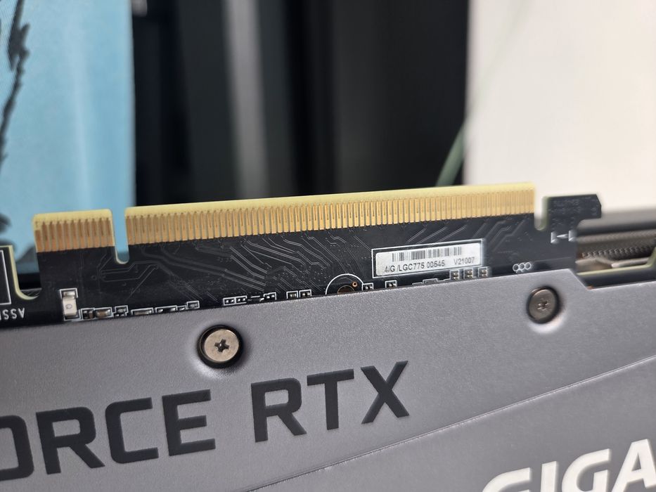 Продам GIGABYTE RTX 3080 Ti Gaming OC 12G